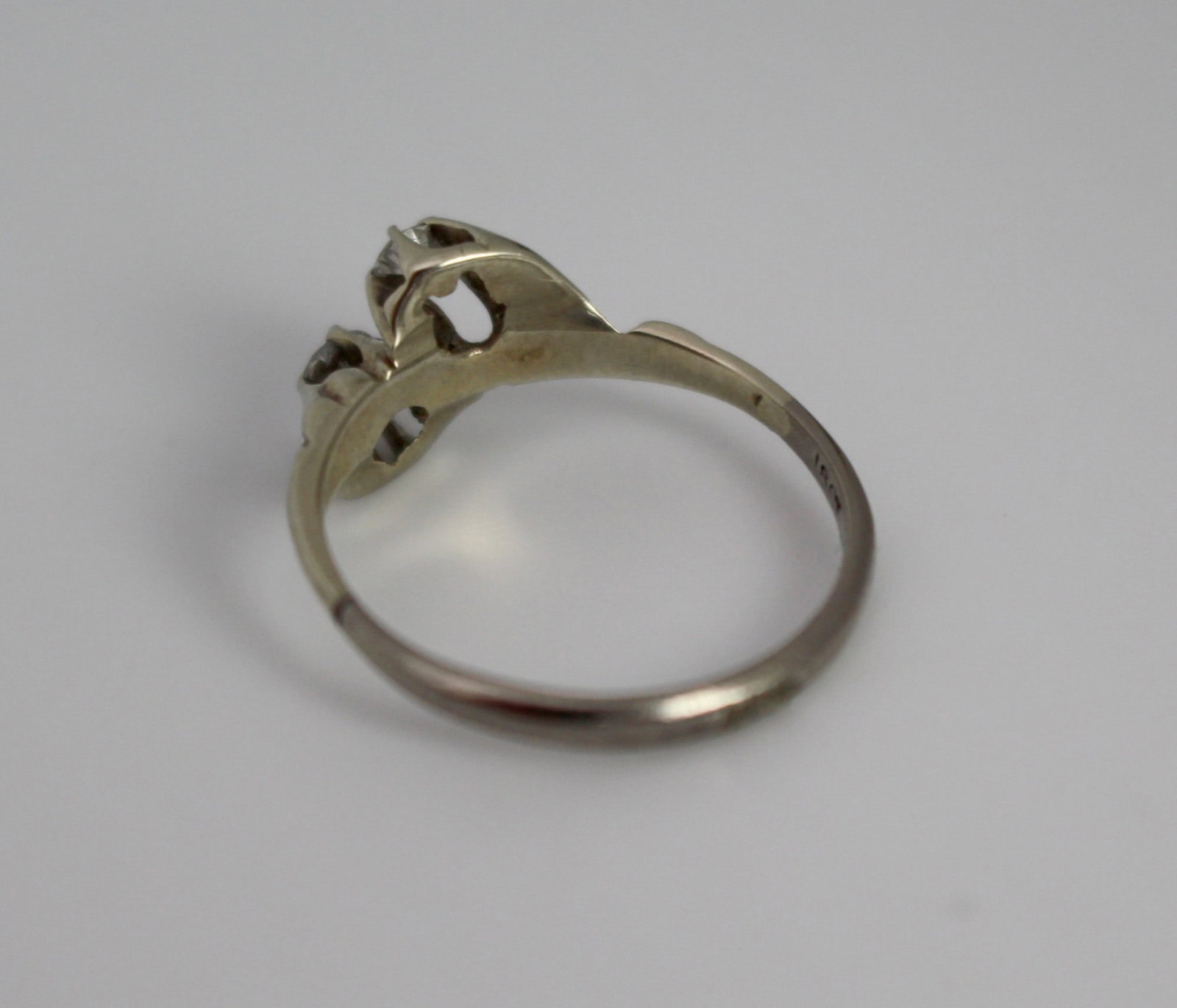 Diamond Crossover 18ct White Gold Ring - 10