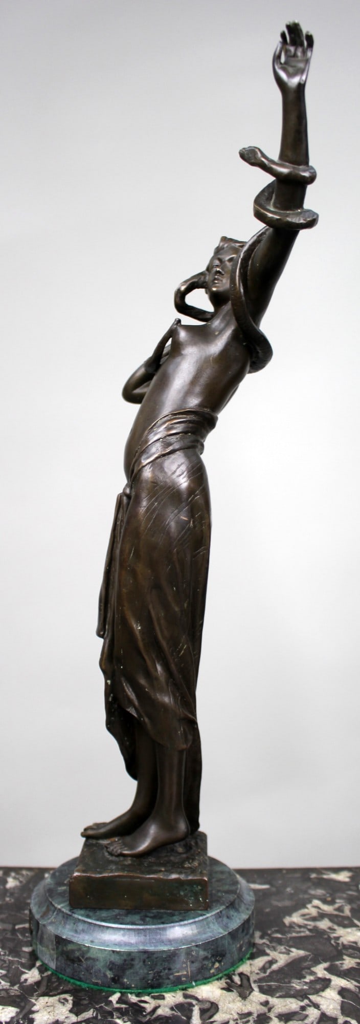 Fine Art Deco Patinated Bronze Figure of a Woman with Serpent - 6