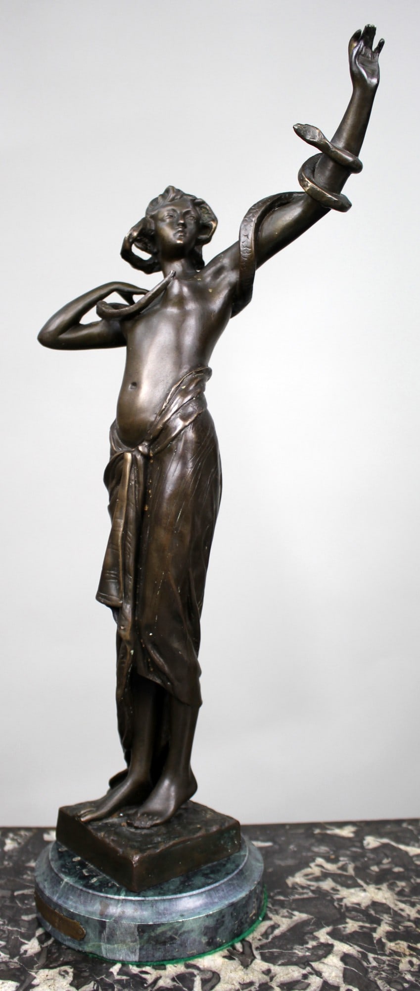 Fine Art Deco Patinated Bronze Figure of a Woman with Serpent - 7