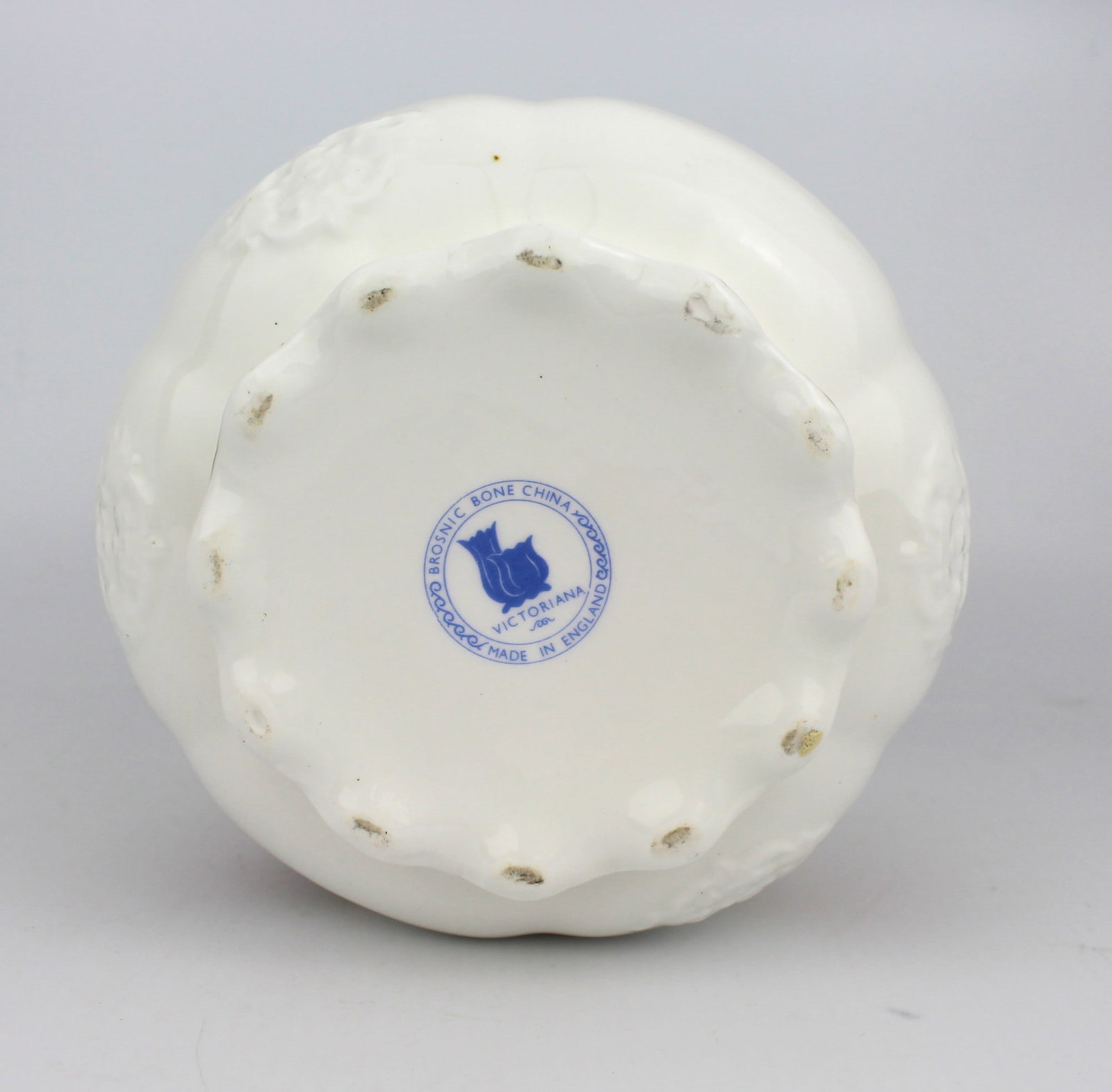 Brosnic Bone China Country Roses Cache Pot - 3