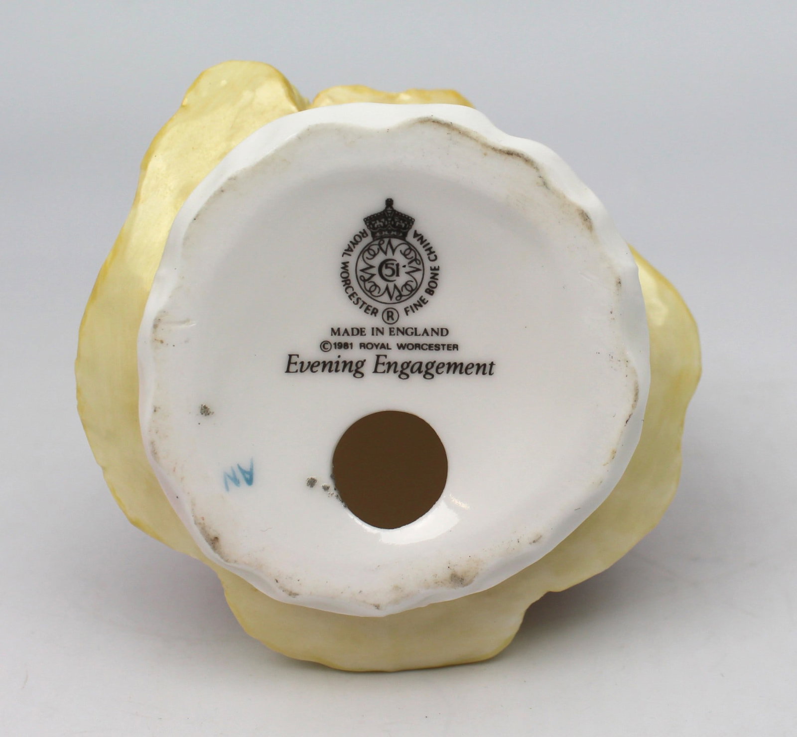 Royal Worcester Figurine Evening Engagement - 5