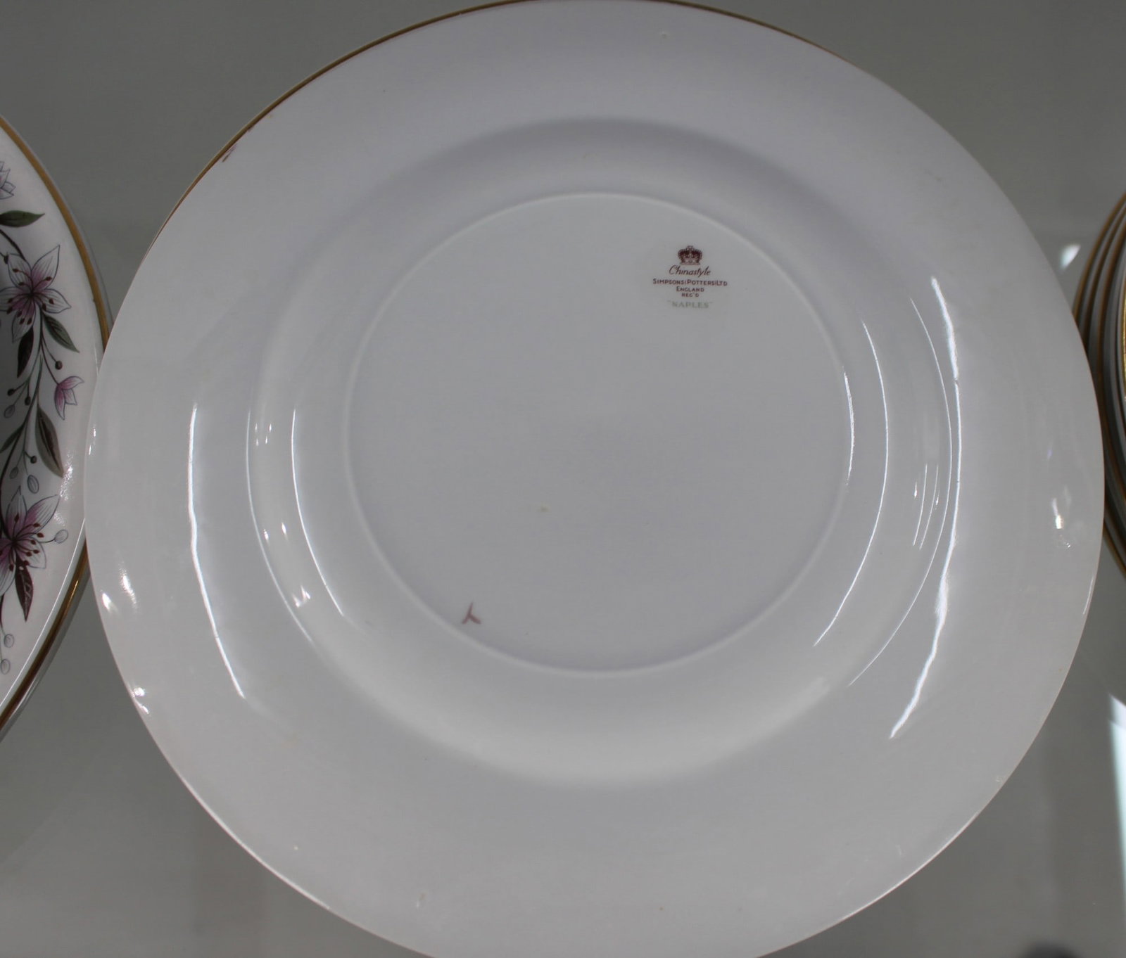 Chinastyle Simpson Potteries Naples Part Dinner Service - 6