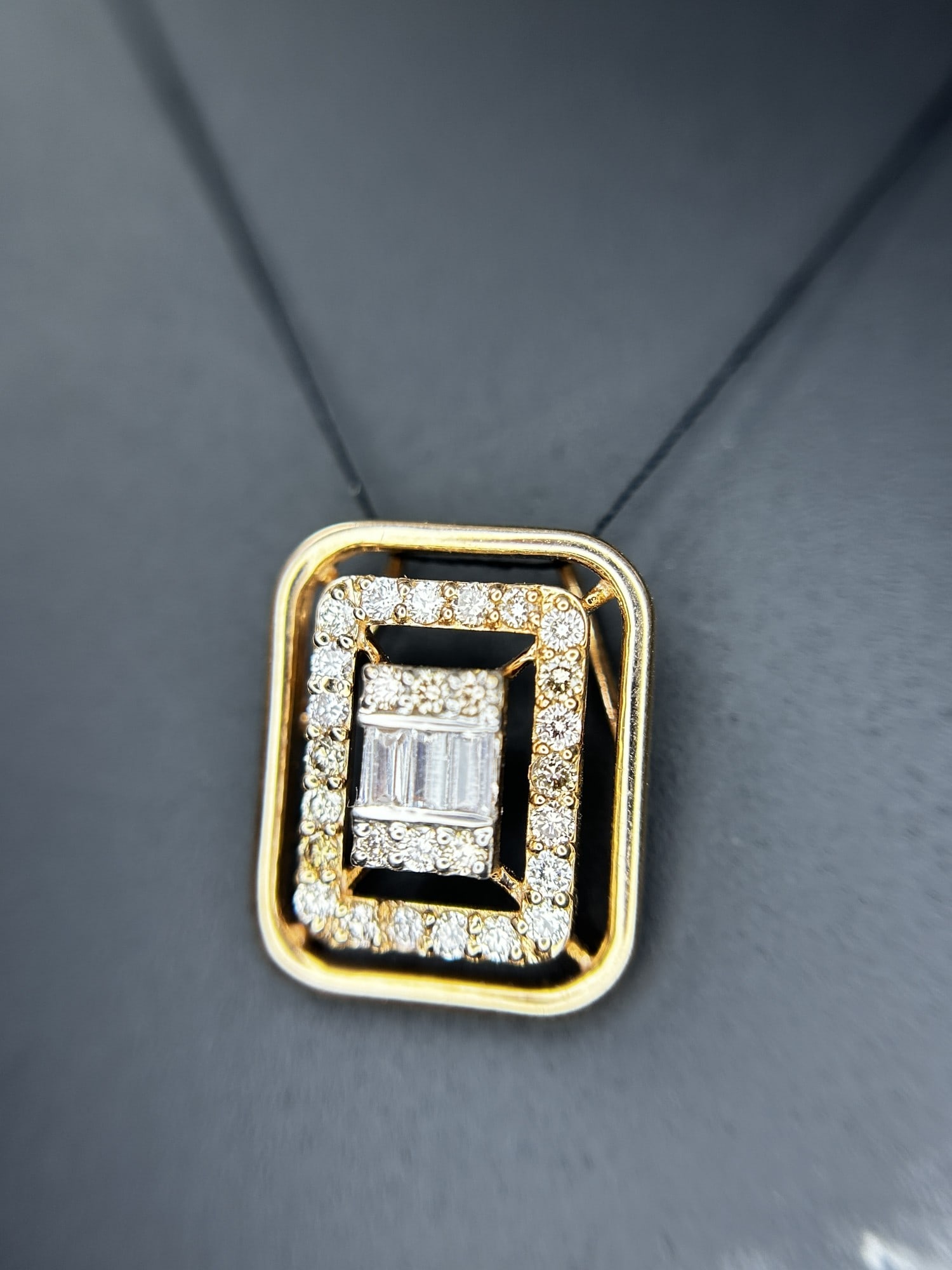 Beautiful Natural 0.40 CT Diamond Pendant With 18k Yellow Gold - 4