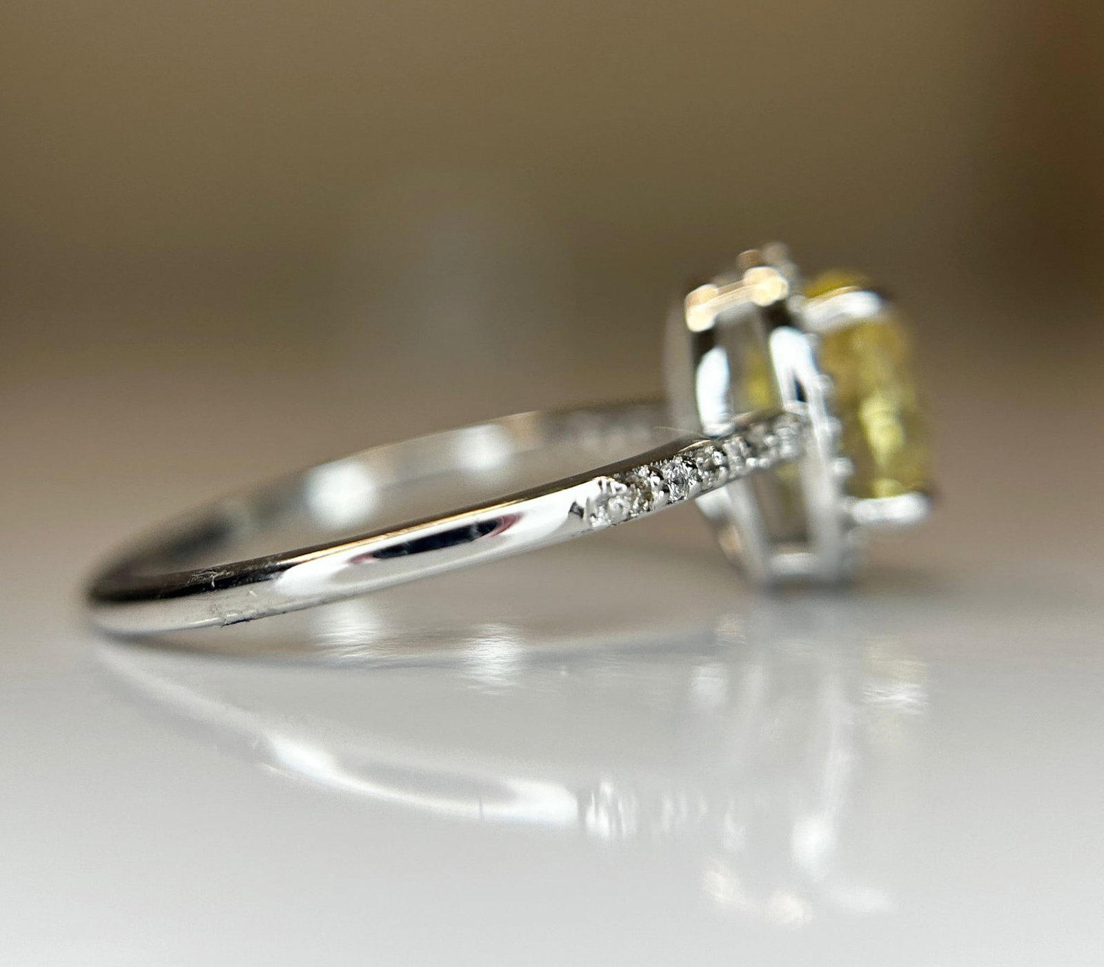 Beautiful Unheated Untreated Natural Ceylon Yellow Sapphire Diamonds & 18k Gold - 4