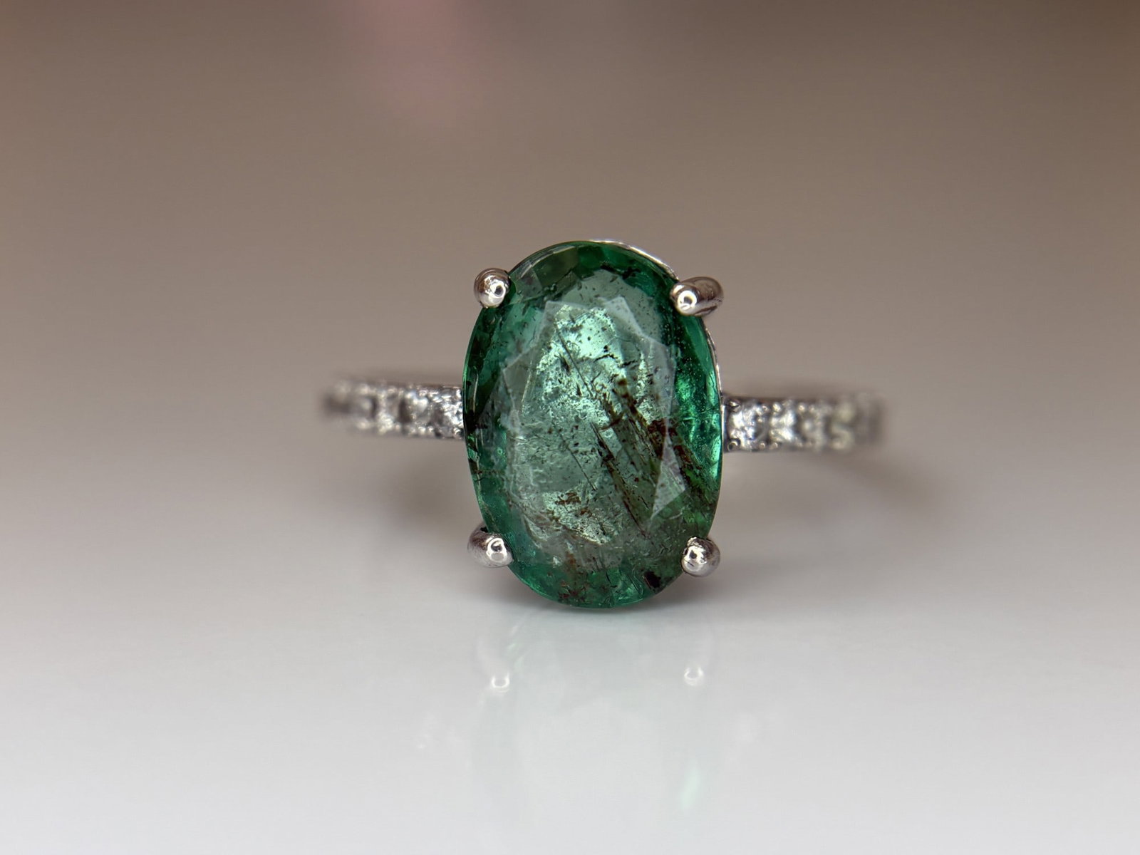 Beautiful Natural Emerald 3.00ct With Natural Diamonds & 18k Gold - 2