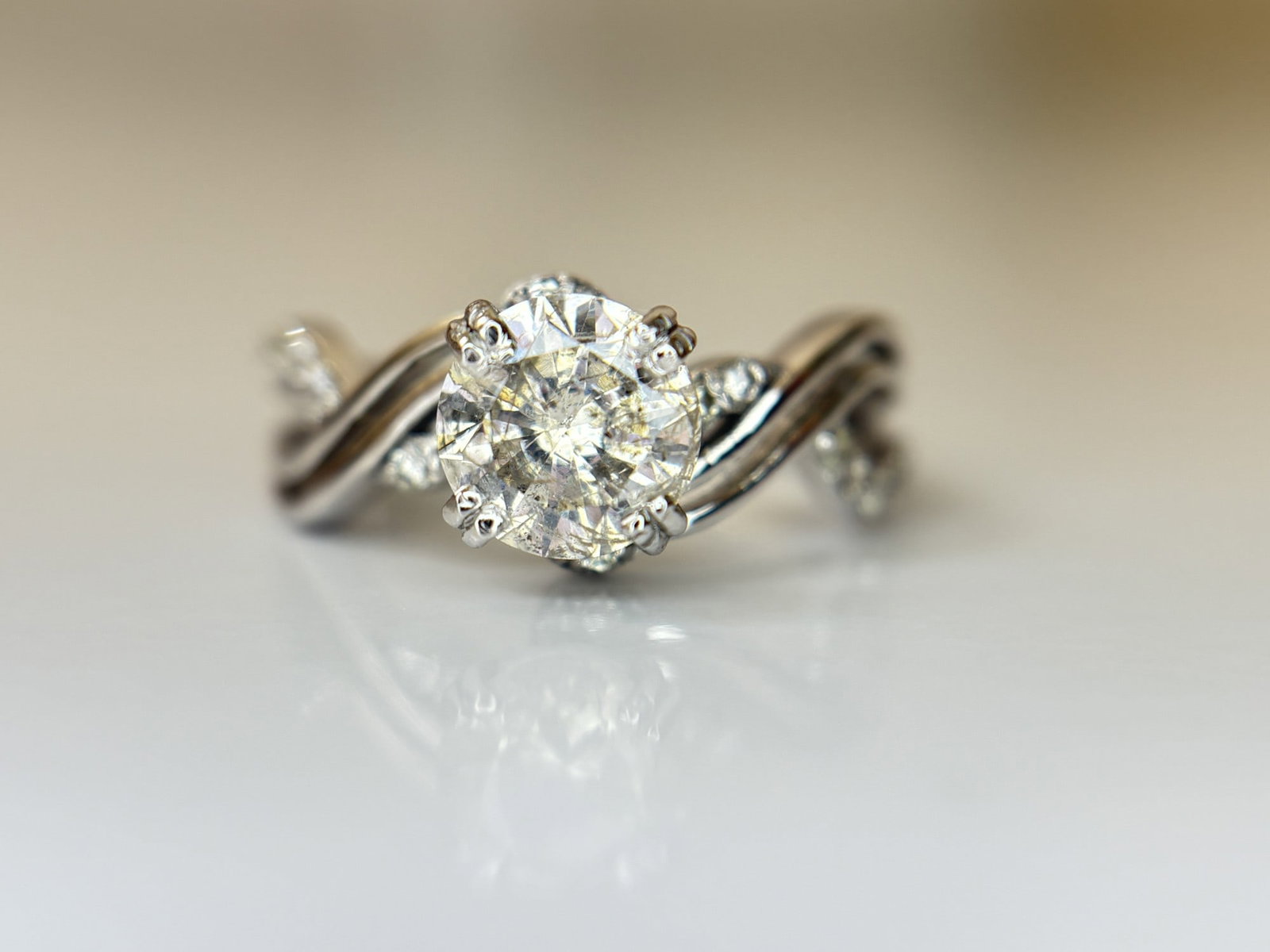 Beautiful 1.36ct Natural Diamond Ring With 18k White Gold - 4