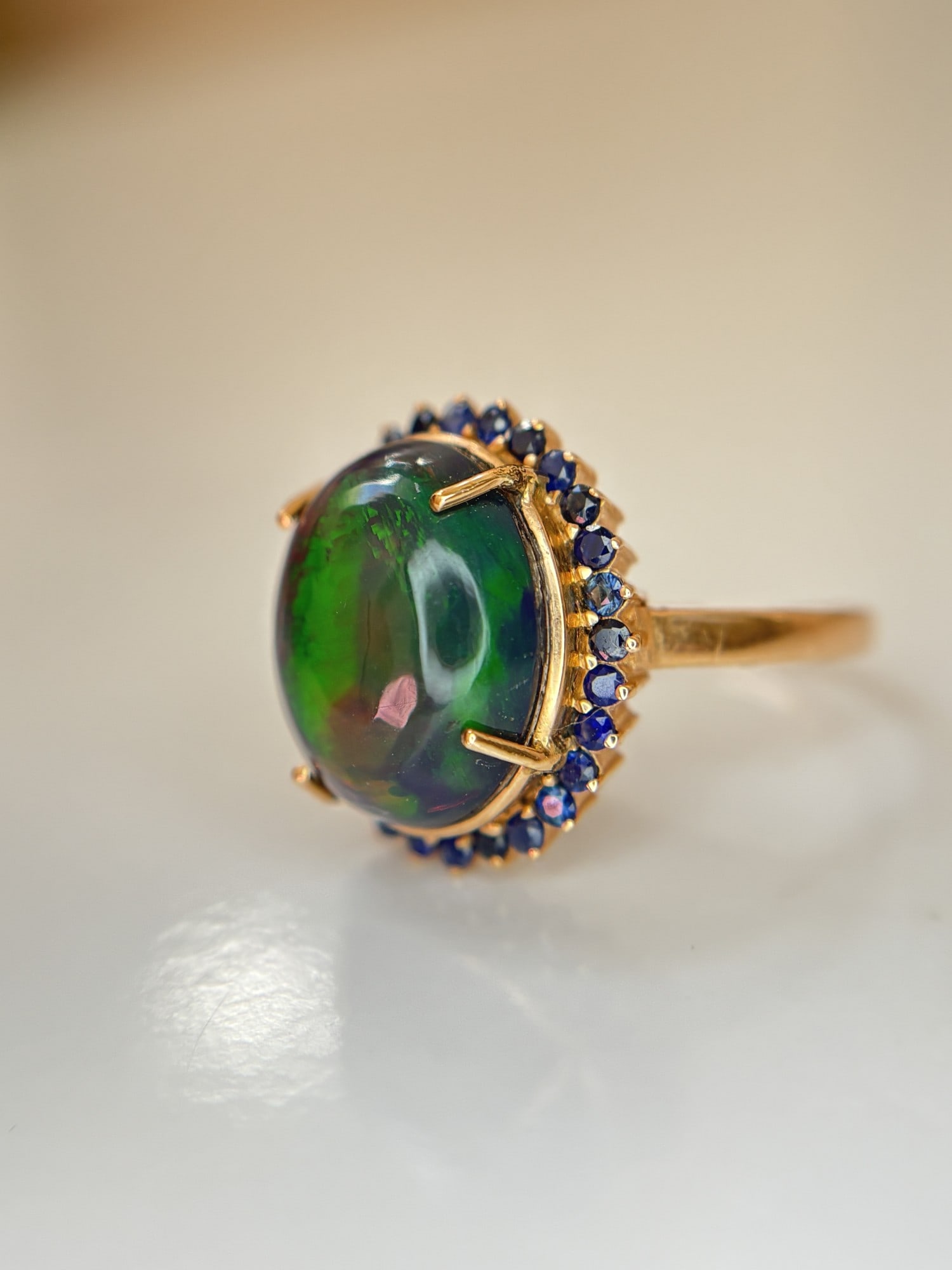 Beautiful Natural 3.40Ct Black Opal Ring With Natural Blue Sapphire and 18k Gold - 3