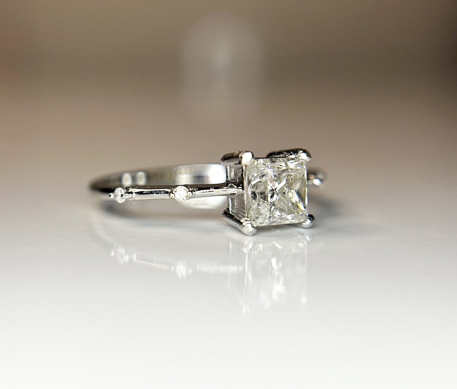 Beautiful 1.07ct Princess Cut Untreated Natural Solitaire Diamond & 18k Gold - 6