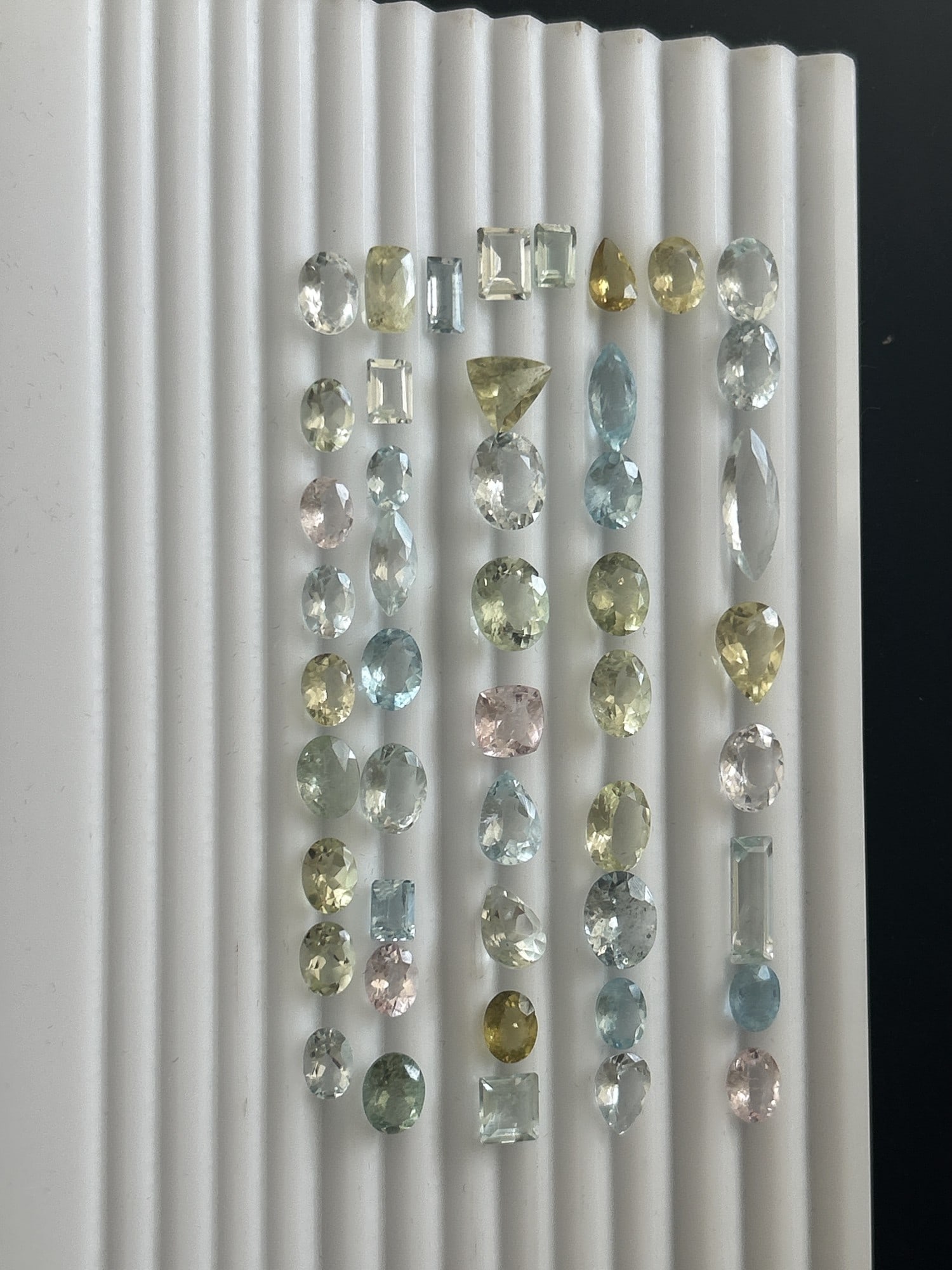 77.05ct Natural Blue and Green Aquamarine and Pink Morganite - 2