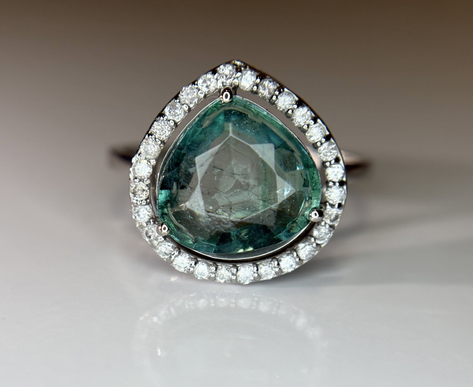 Beautiful 3.21 CT Natural Emerald Ring With Natural Diamonds & Platinum 950 - 2
