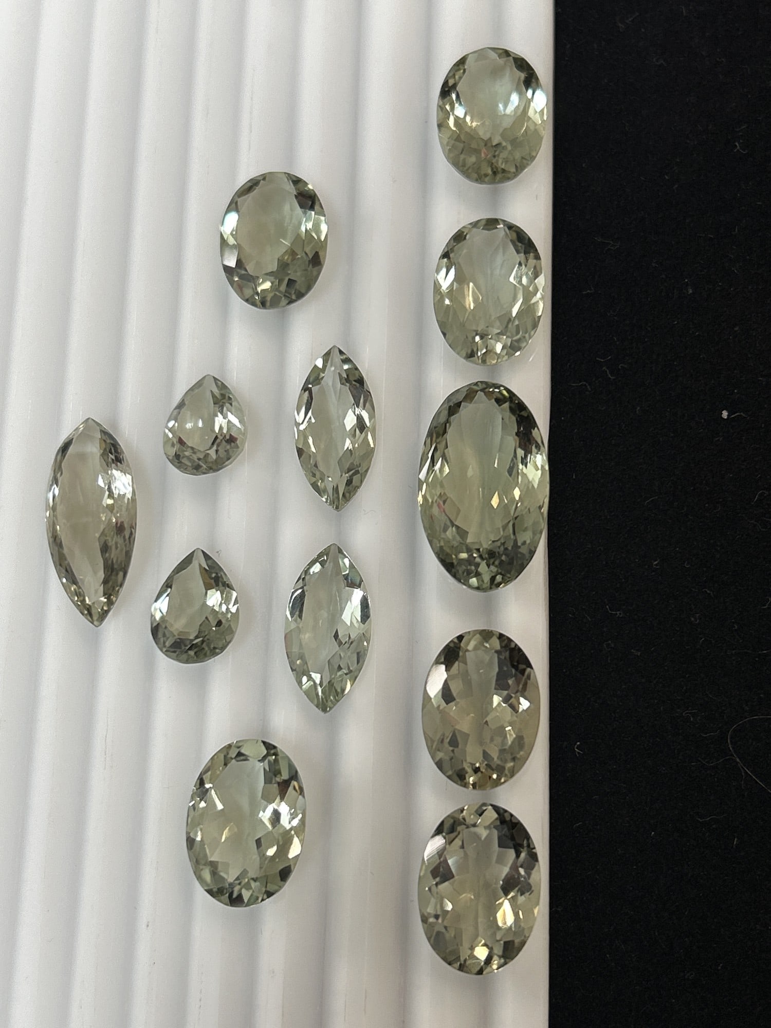 121.15ct Green Natural Amethyst - 5