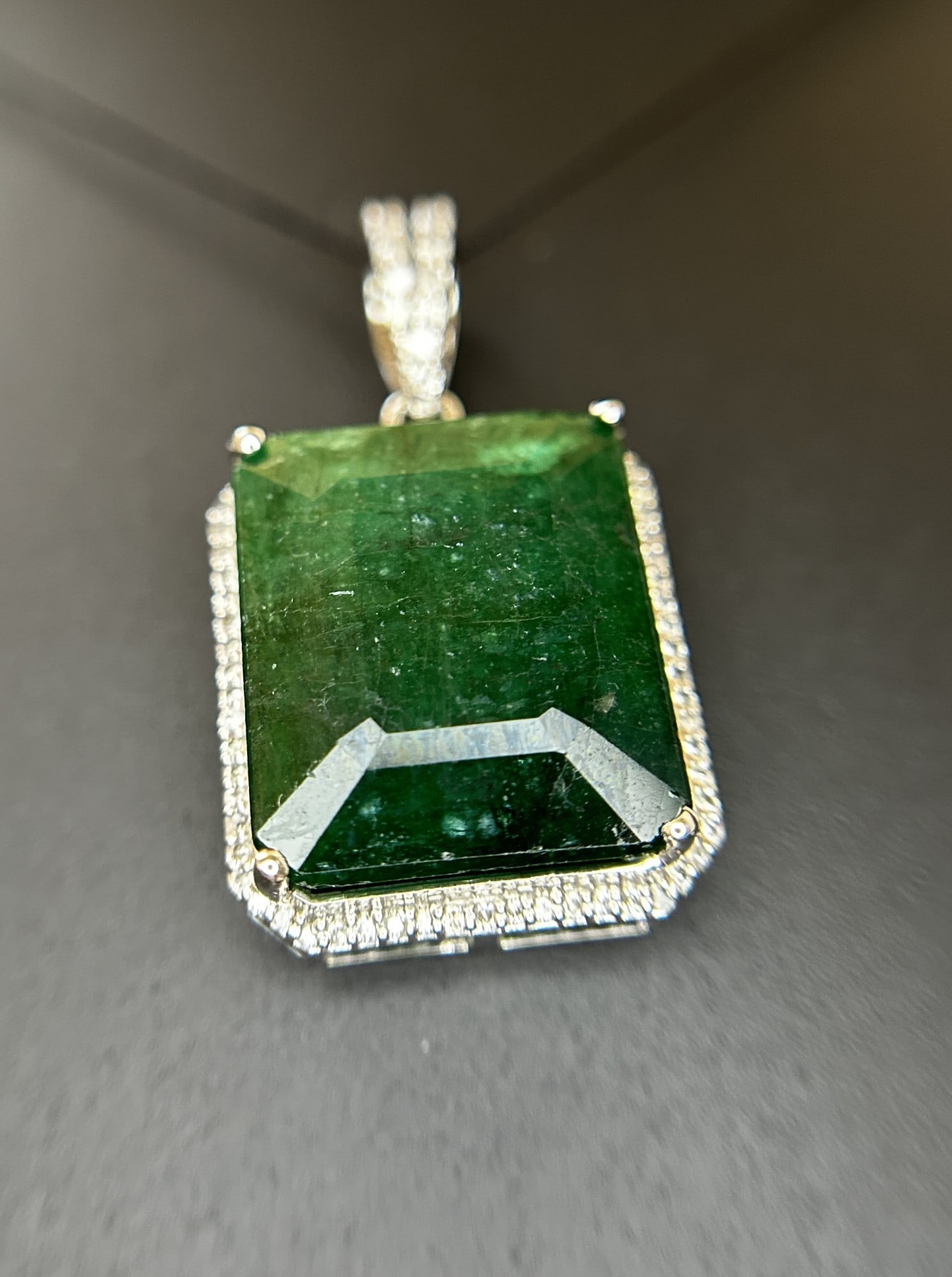 Beautiful 14.39 ct Natural Emerald With Natural Diamonds & 18k Gold - 5