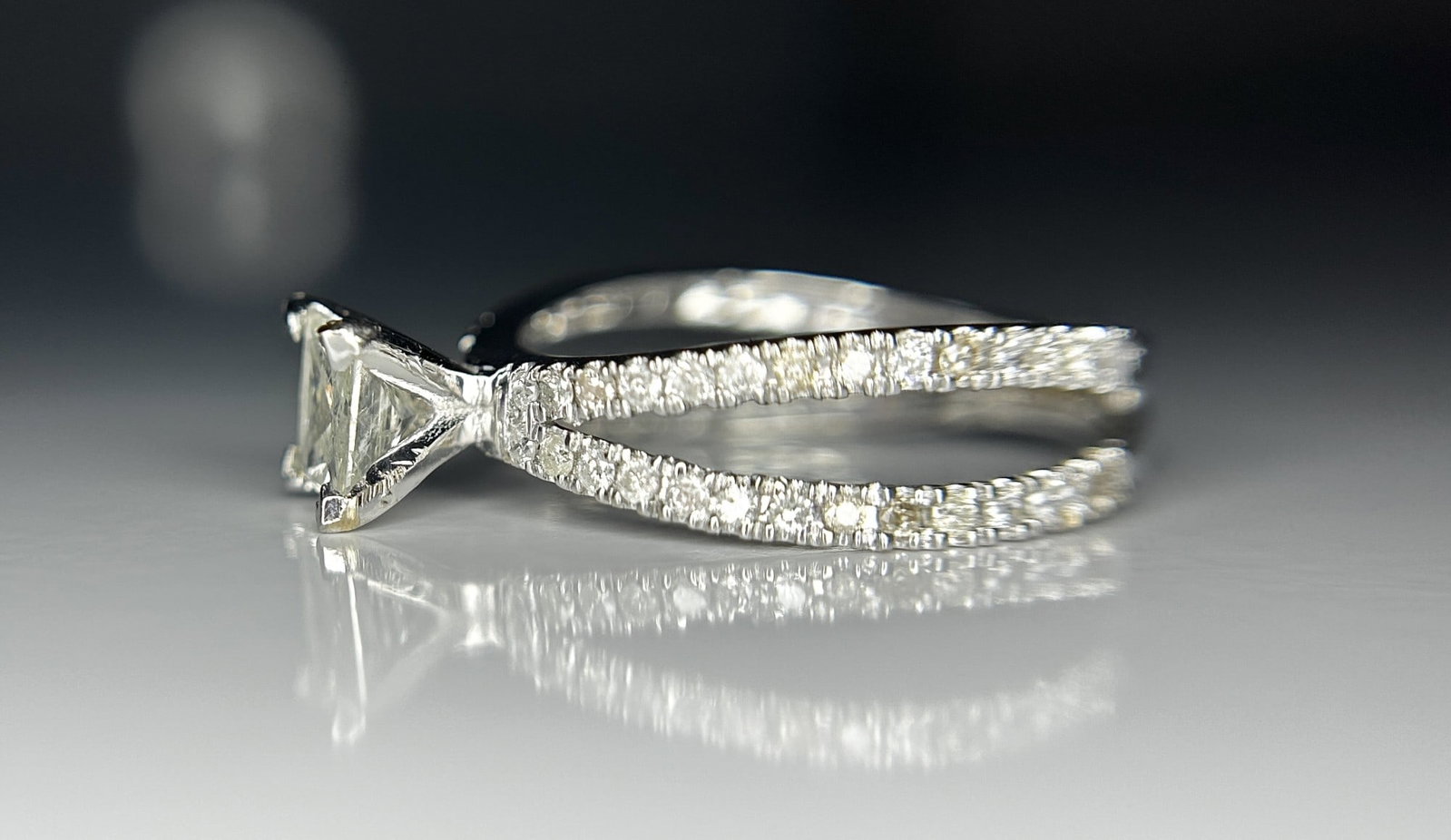 Beautiful 1.17ct Princess Cut Untreated Natural Solitaire Diamond & 18k Gold - 8