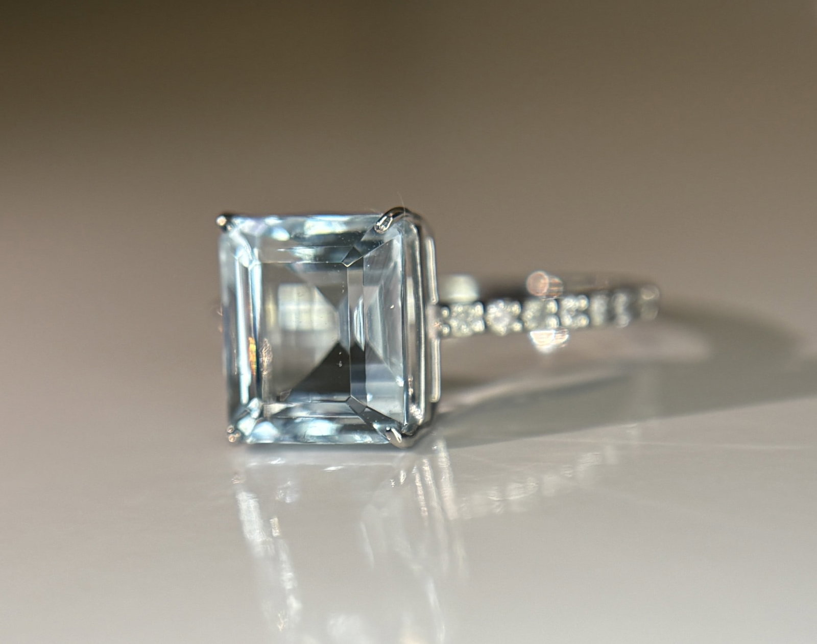 Beautiful 3.34 CT Natural Aquamarine Ring With Natural Diamonds & 950 Platinum - 5