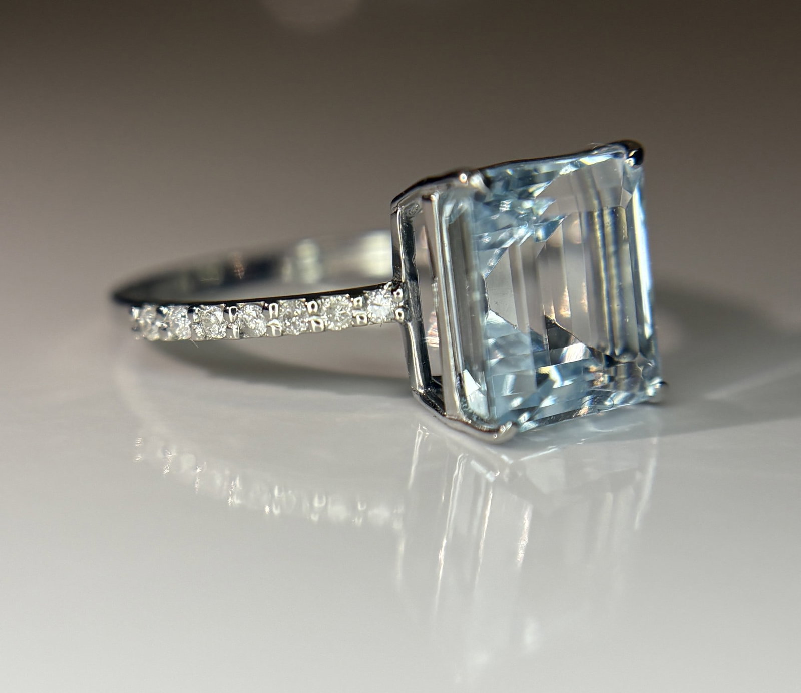 Beautiful 3.34 CT Natural Aquamarine Ring With Natural Diamonds & 950 Platinum - 8
