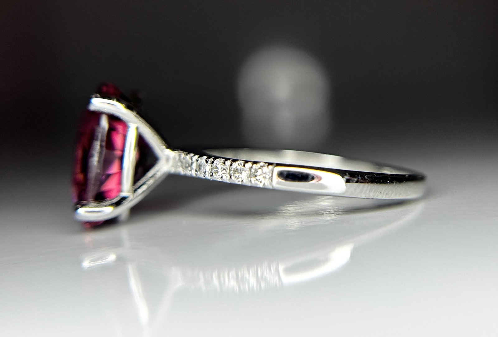 Beautiful 3.60CT Natural Pink Tourmaline With Natural Diamonds & 18k Gold - 5