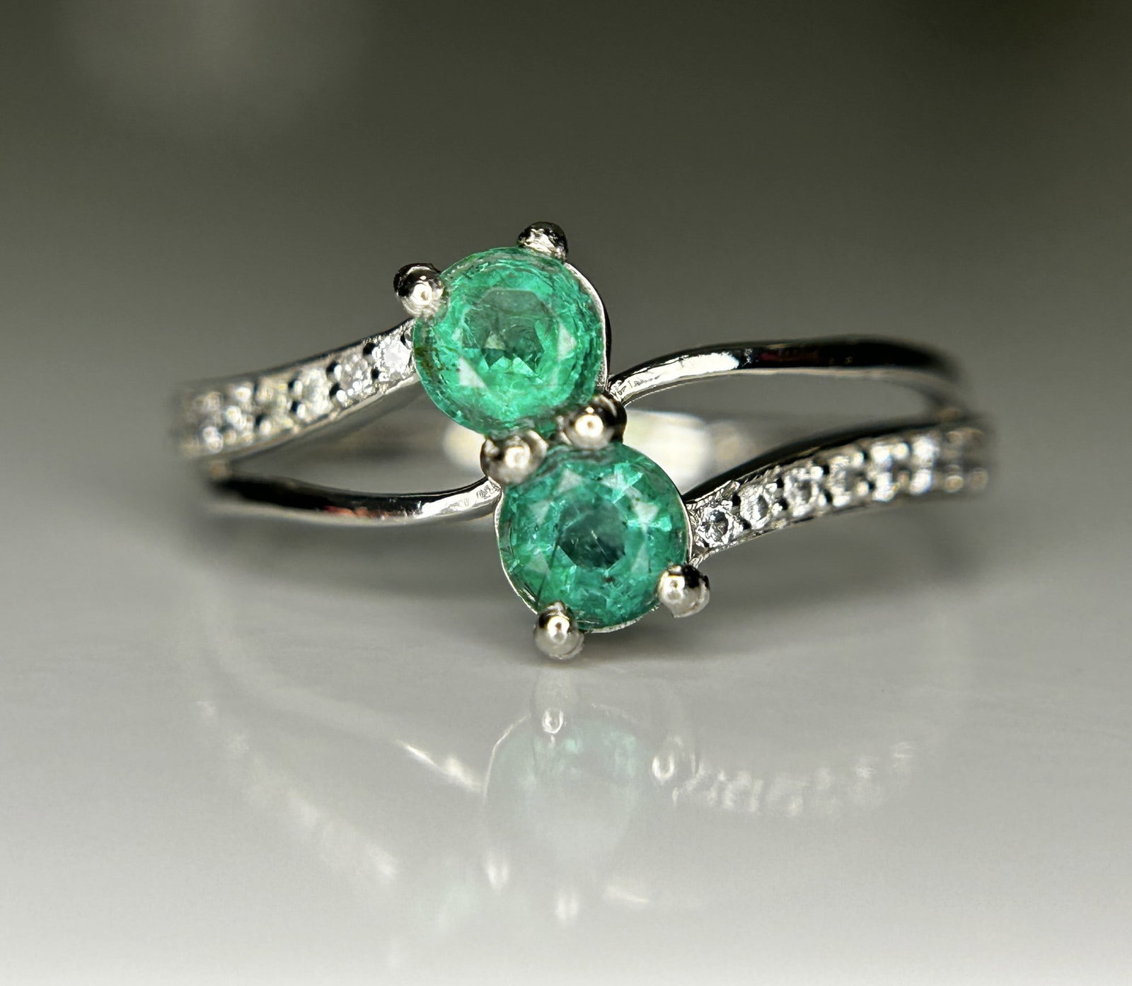 Beautiful 0.78Ct Natural Emerald Ring With Natural Diamonds & Platinum 950 - 4
