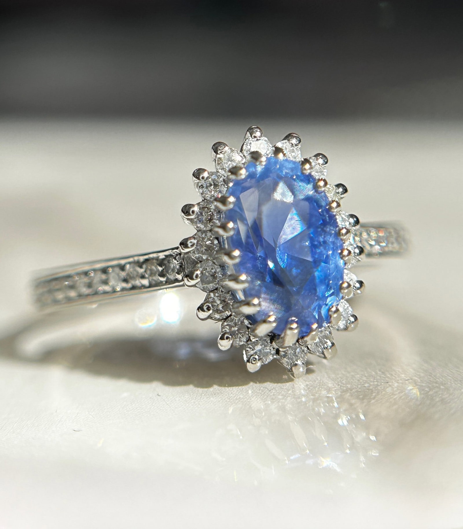 Beautiful 2.19 CT Unheated Burma Blue Sapphire Diamonds & 950 Platinum - 6