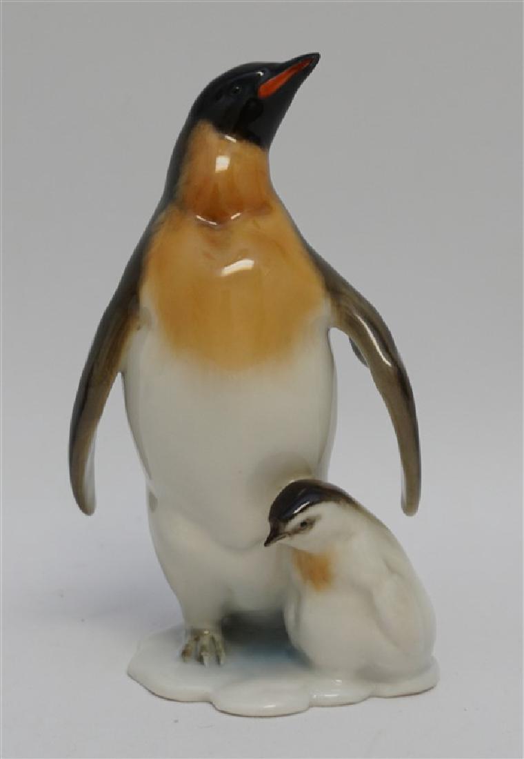 HUTSCHENREUTHER PENGUIN w/BABY: Vintage Porcelain Hutschenreuther Selb Kunstabteilung Germany Mother Penguin and Baby Figurine. Measure 2.50x2x5". Weight is 6 oz. Hutschenreuther was established in 1814 in the Bavarian town of Hohen