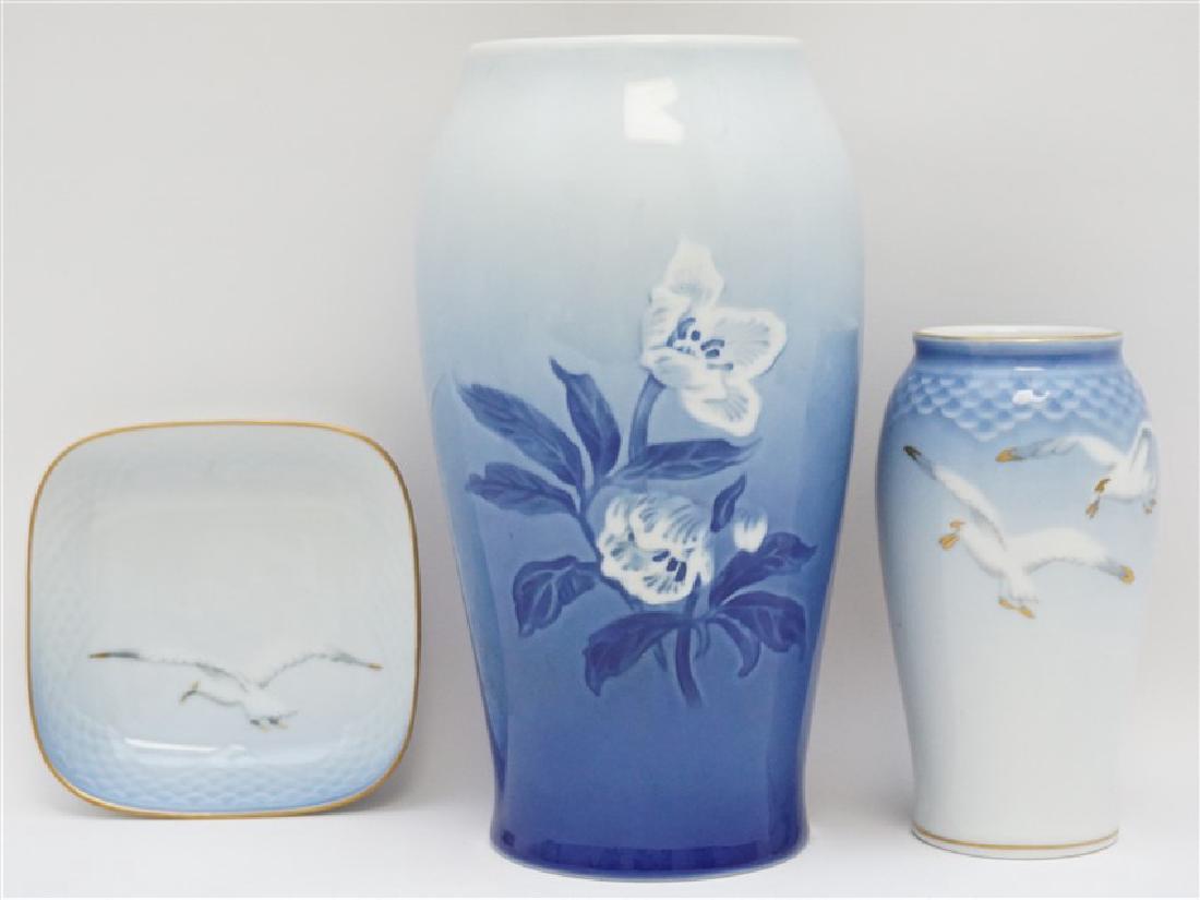 3 pc BING & GRONDAHL PORCELAIN: 1- Vintage Bing & Grondahl 8 1/2" tall Christmas Rose Vase #682. 2- Bing and Grondahl B&G Seagull Porcelain Vase #678 w/ Gold Trim 5 1/2" tall. 3- Bing and Grondahl B&G Seagull Small Dish 3194 For Dre