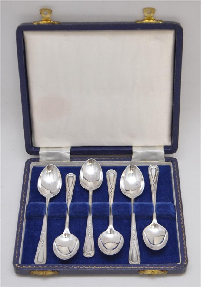 6 ENGLISH STERLING BOXED SET DEMITASSE SPOONS (1 of 6)