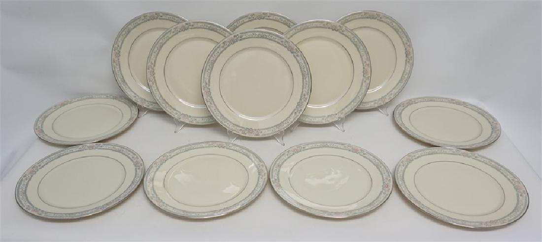 12 LENOX CHARLESTON DINNER PLATES (1 of 6)