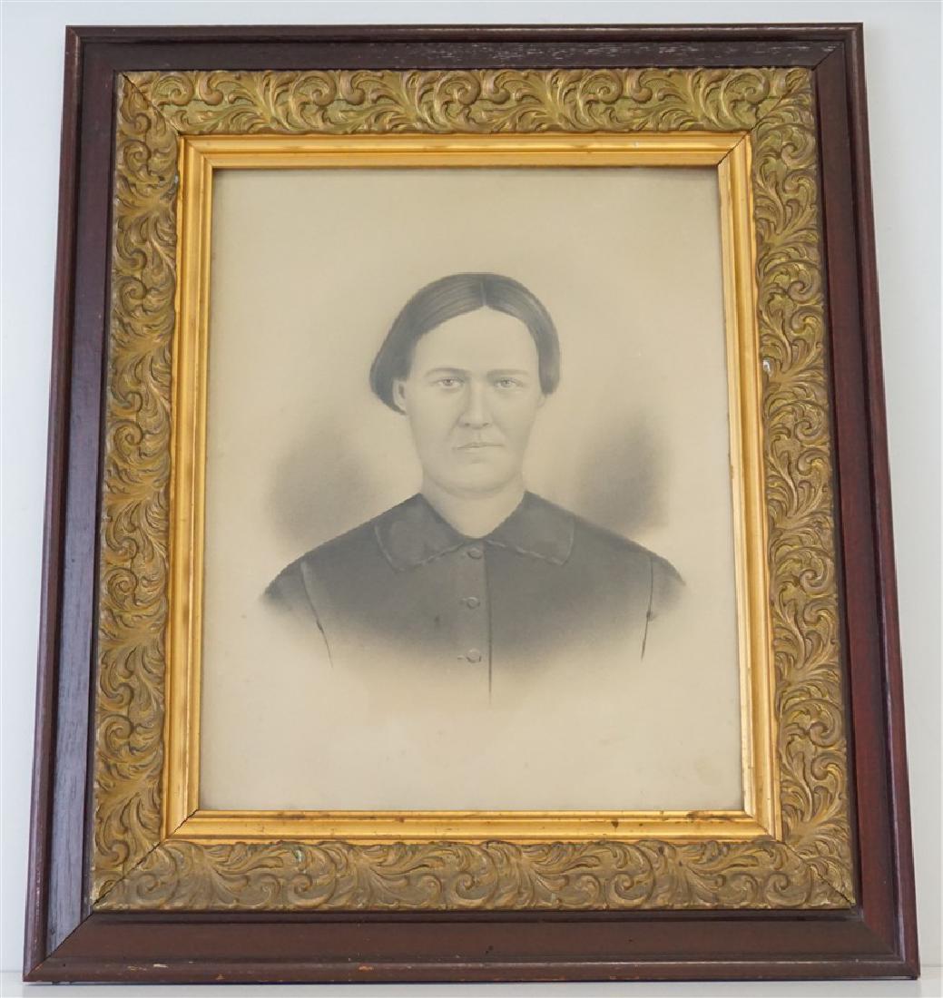 19th c. WOMAN CHARCOAL PHOTOGRAPHIC PORTRAIT (1 of 8)