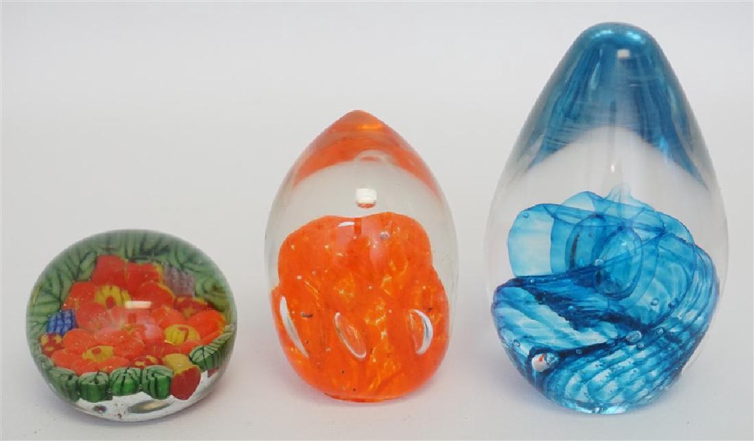 3 STUDIO ART GLASS PAPERWEIGHTS (1 of 8)