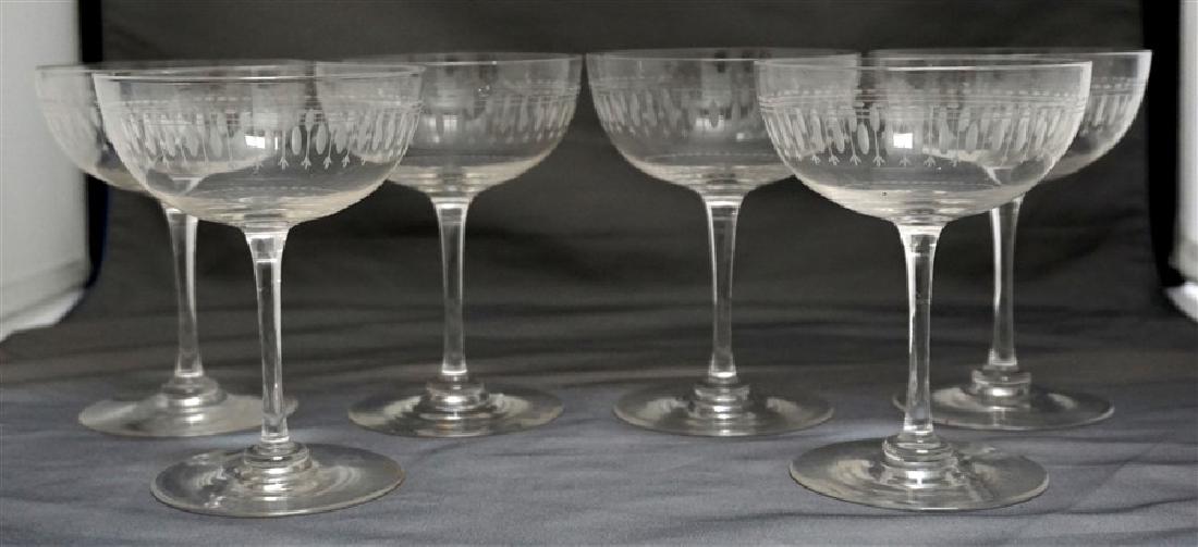 6 ART DECO ELEGANT ETCHED CHAMPAGNE COUPES (1 of 7)
