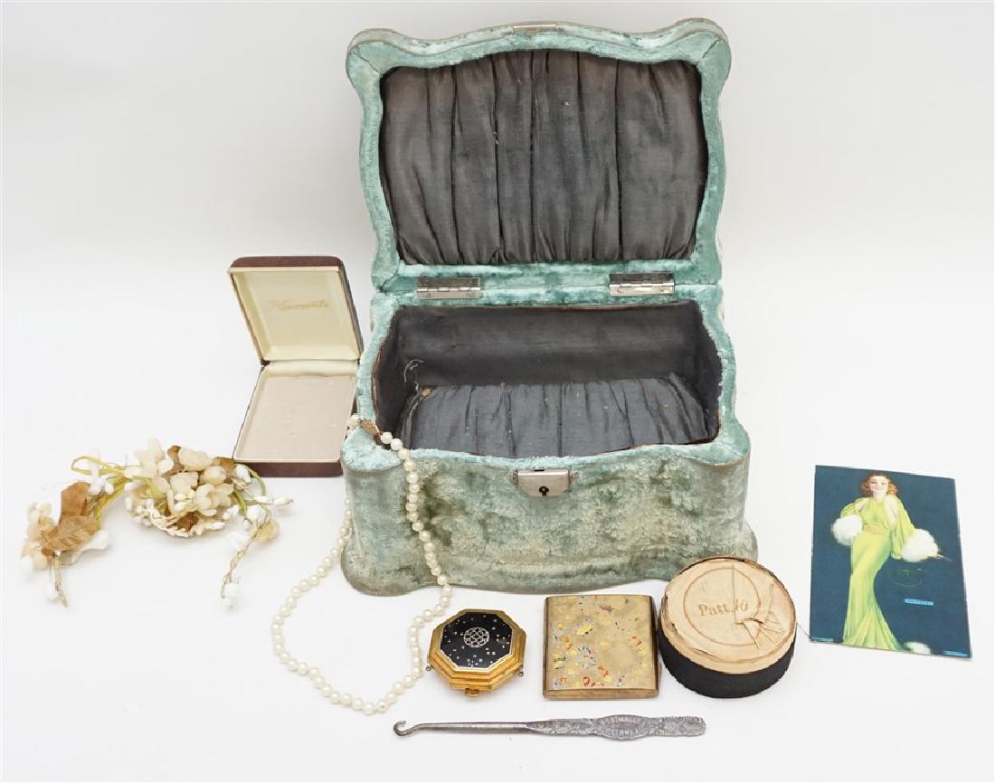 VICTORIAN VELVET JEWELRY / SEWING BOX + (1 of 5)