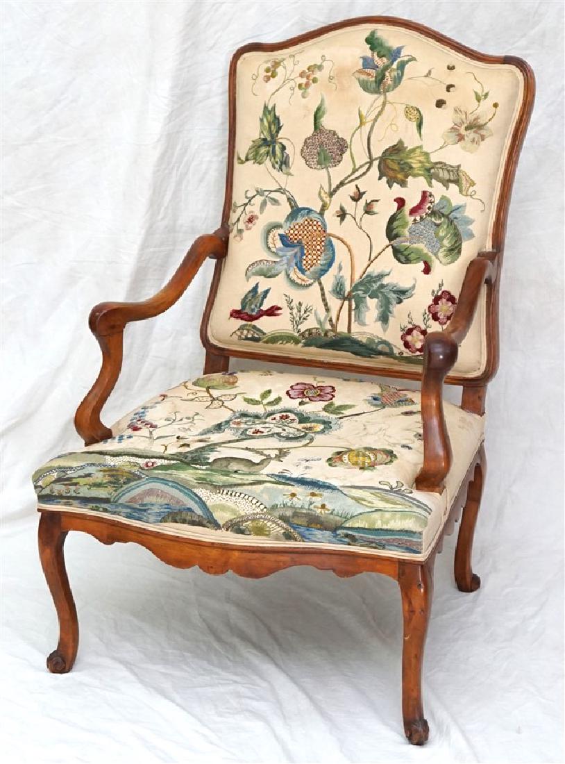 QUEEN ANNE PERIOD CREWEL SIDE CHAIR: Antique 18th c. New England Queen Anne Period Side Chair. Crewel Work Upholstery. Probably from the Boston area and the original family home. The walnut chair features pin construction, serpentine car