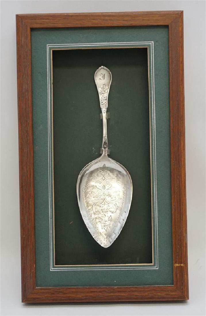 ANTIQUE COIN SILVER PIE SERVER (1 of 5)