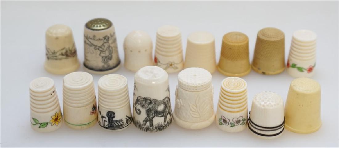 16 VINTAGE BONE & BAKELITE THIMBLES: Sixteen Vintage Bone, Scrimshaw and Bakelite Plastic Thimbles. Various Sizes, please see all the photographs for details. A great lot for the collector or dealer. Weight on all 2.2 oz.