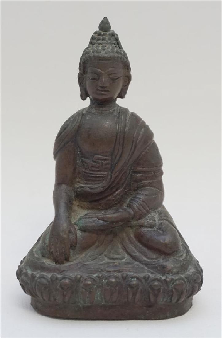 ANTIQUE BRONZE SHAKYAMUNI BUDDHA - TIBET (1 of 7)