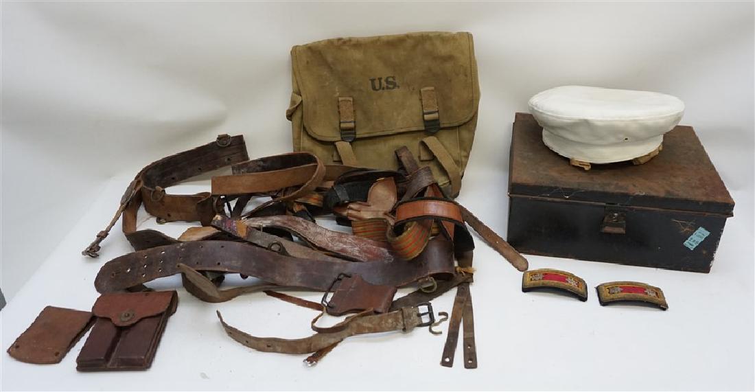 LOT US ARMY MUSETTE - BELTS - SHOULDER BOARDS (1 of 9)