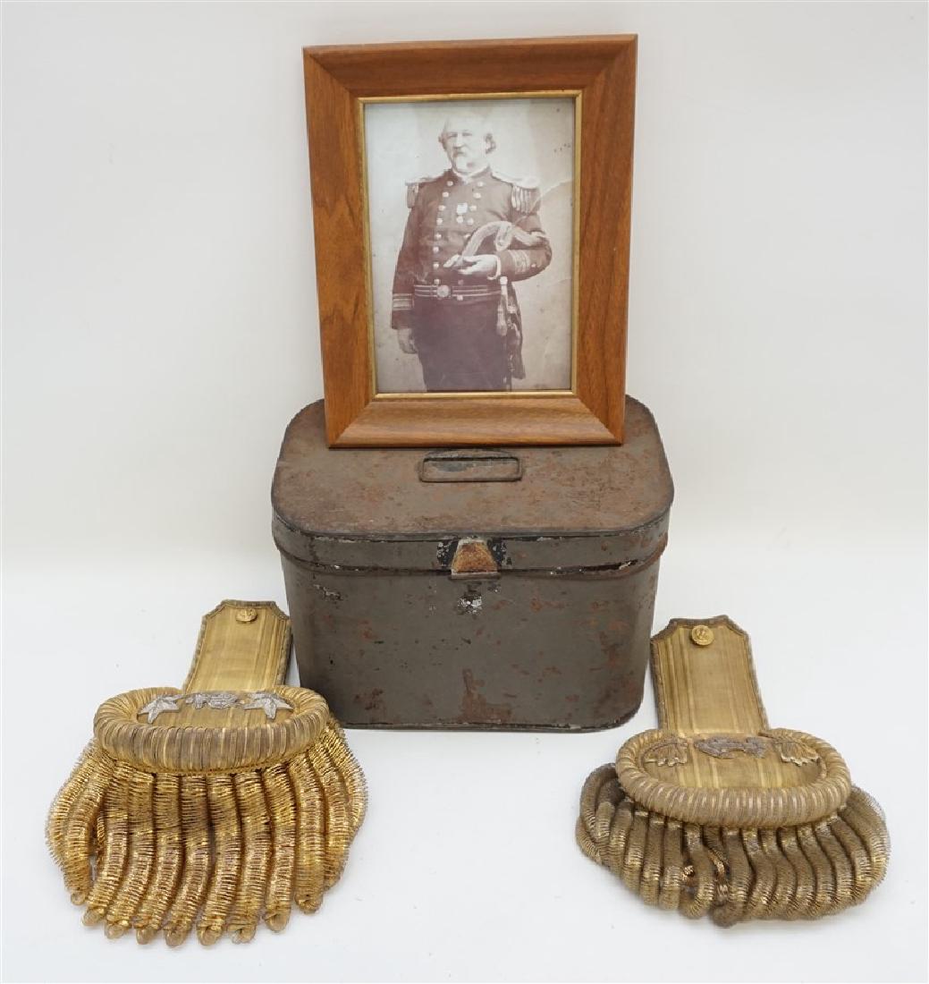CIVIL WAR REAR ADMIRAL QUACKENBUSH EPAULETTES - PHOTO +: Navy Rear Admiral Stephen Platt Quackenbush Cased Naval Epaulettes. Cased epaulettes overall excellent condition, with rank insignia. Accompanying the lot is a framed photographic facsimile of Admiral