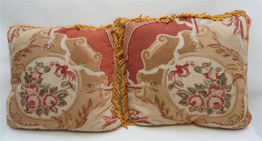 2 LARGE AUBUSSON PILLOWS Sep 24, 2017 2 LARGE AUBUSSON PILLOWS Sep 24, 2017