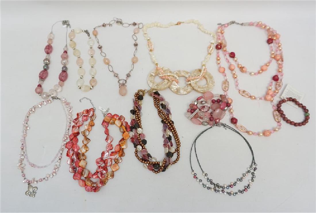 11 pc PINK VINTAGE & FASHION COSTUME JEWELRY (1 of 6)