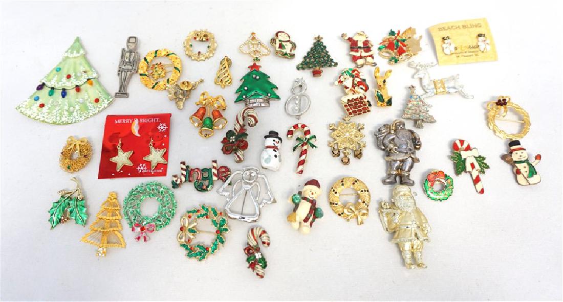 41 PC VTG CHRISTMAS LARGE LOT COSTUME JEWELRY (1 of 7)