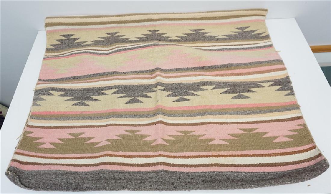 VINTAGE NAVAJO CHINLE WOOL RUG (1 of 4)