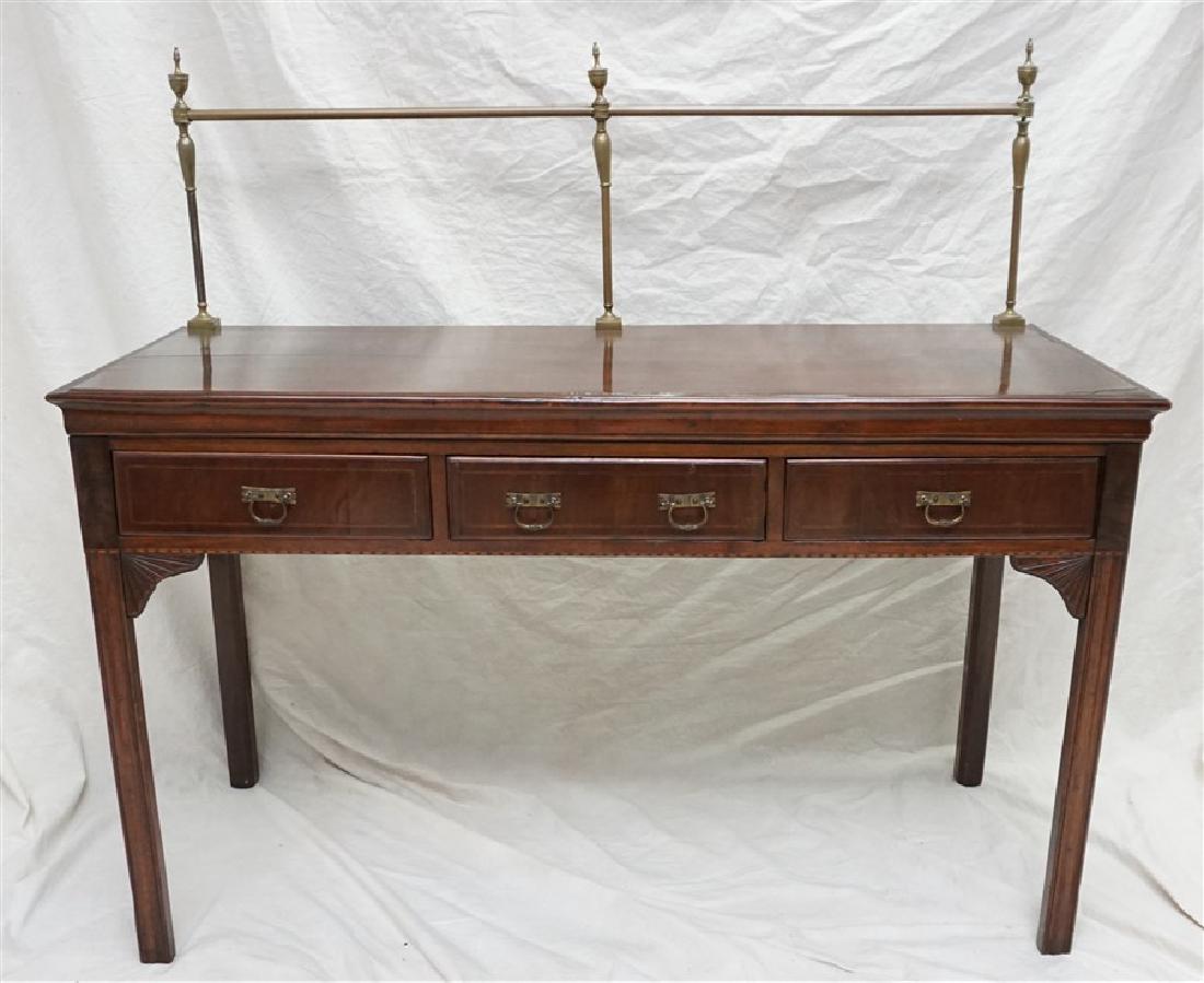 GEORGIAN MAHOGANY INLAID CROSSBANDED SIDEBOARD (1 of 13)