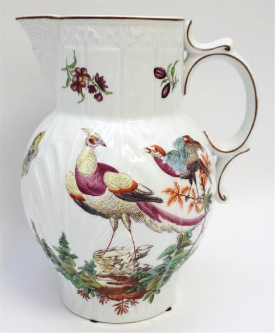 WILLIAMSBURG CHELSEA BIRDS MOTTAHEDEH PITCHER: Williamsburg Chelsea Birds 64 oz. Pitcher made by Mottahedeh Vista Alegre c. 1996. Excellent condition, measures 7 1/2"x6"x9". Weight 2 pds. Porcelain produced at Chelsea in London in the eighteenth c