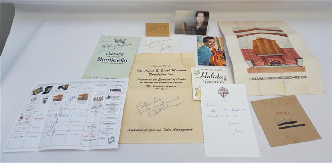 GILDA RADNER + ROBERT WAGNER + MORE AUTOGRAPHS (1 of 7)