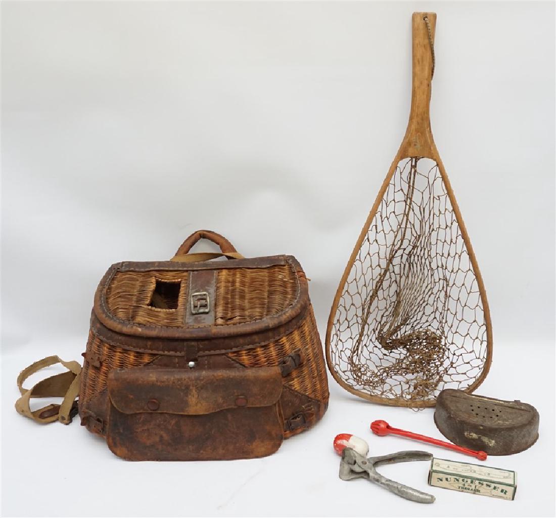 ANTIQUE FISHERMANS TROUT & FLY FISHING CREEL & NET (1 of 8)