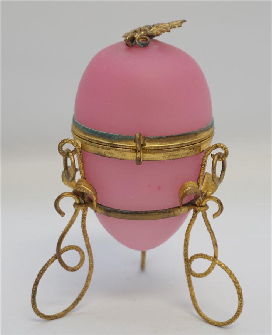 ANTIQUE FRENCH PINK OPALINE SCENT BOTTLE (1 of 9)