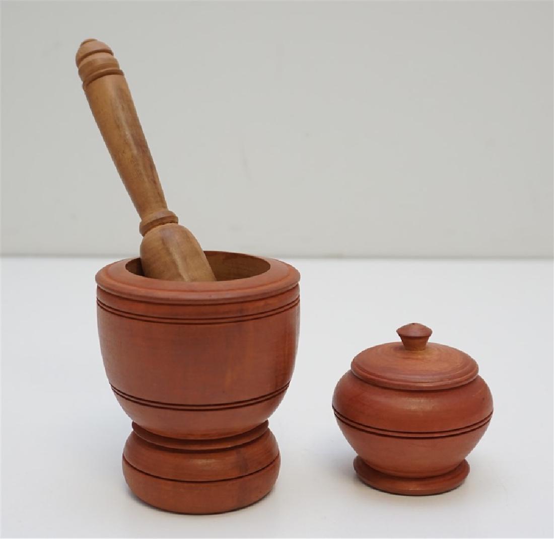 TURNED MAPLE MORTAR & PESTLE W JAR (1 of 4)