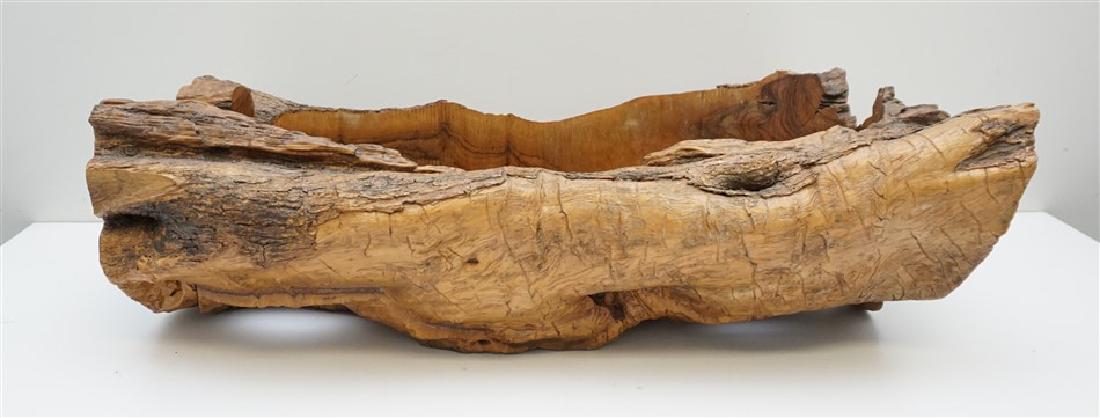 NATURAL OLIVE WOOD CENTERPIECE (1 of 9)