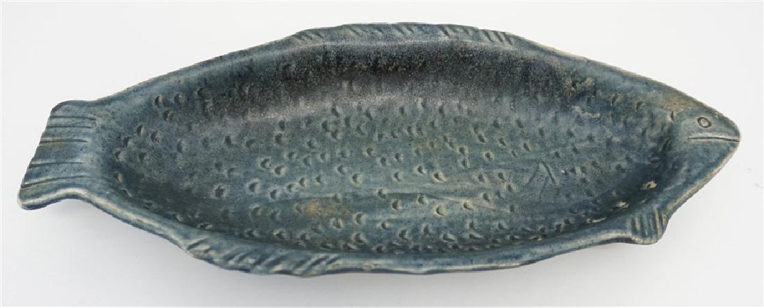 CATAWBA RIVER POTTERY FISH PLATTER (1 of 8)