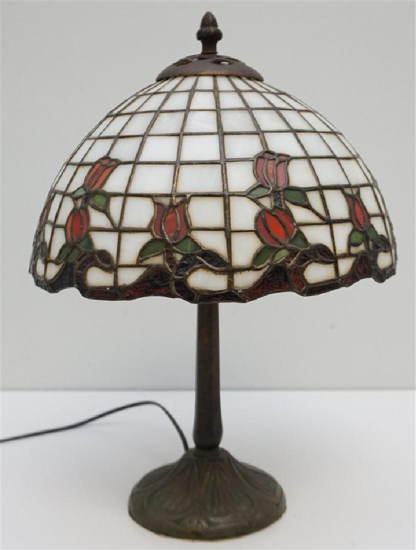 STAINED GLASS BRONZE BASE  LAMP (1 of 10)