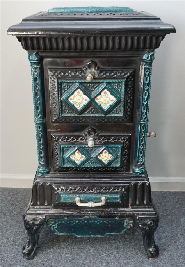 FRENCH ART NOUVEAU ENAMELED COAL STOVE (1 of 9)